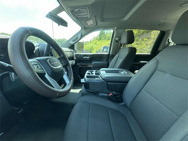 2023 Gmc Sierra HD SLE photo 2