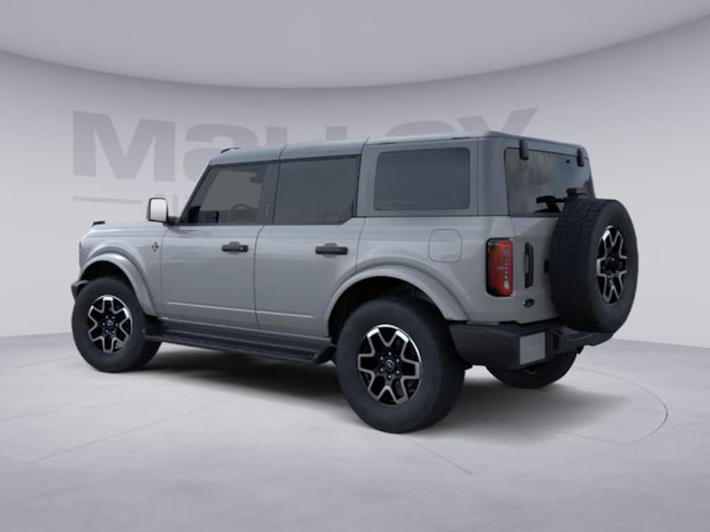 New 2026 Ford Bronco Outer Banks SUV