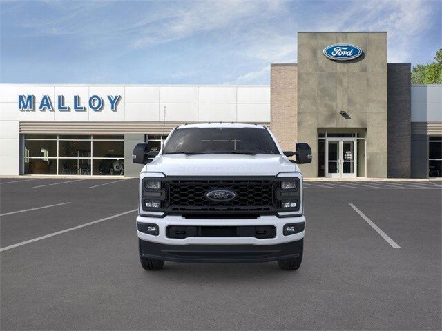 2025 Ford F-350 Lariat photo 2