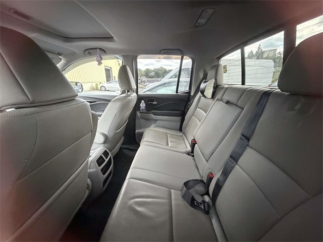 2018 Honda Ridgeline RTL-E photo 3
