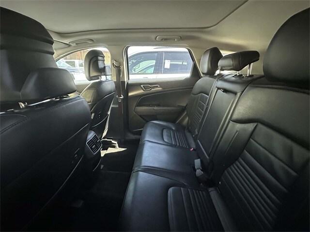 2023 Kia Sportage Hybrid photo 2