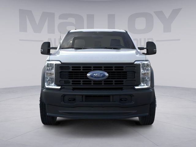 2025 Ford F-600 Super Duty Chassis Cab XL - Photo 3