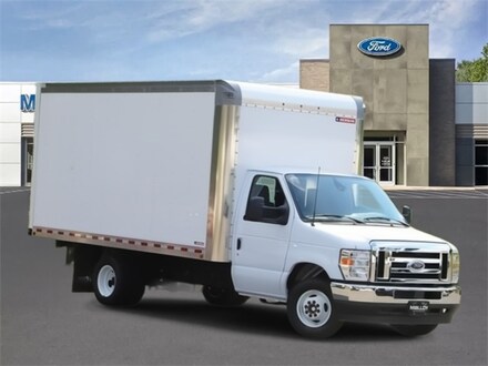 2025 Ford E-350SD Base Cutaway Cab/Chassis