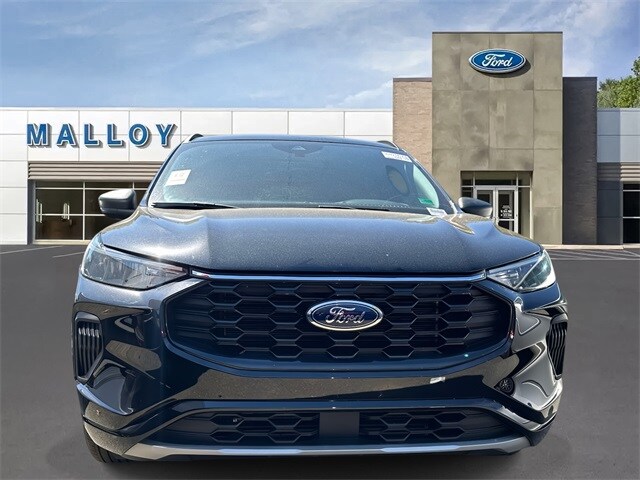 2024 Ford Escape ST-Line photo 4