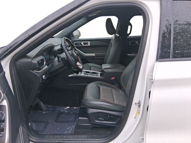 Photo 10