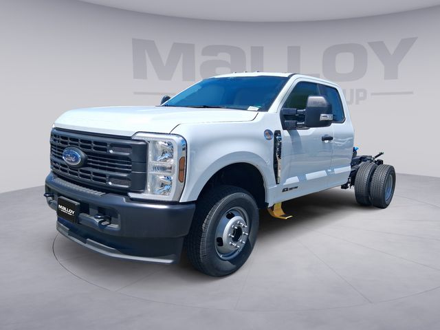  Ford F-350SD