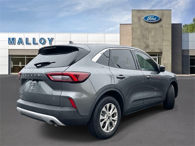 2024 Ford Escape Active photo 2