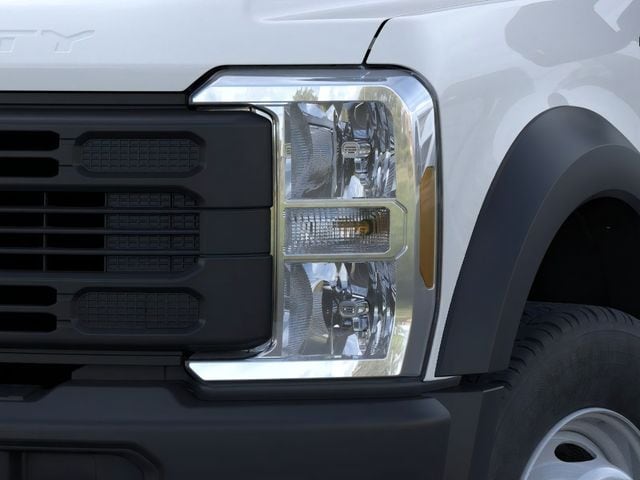 2025 Ford F-600 Super Duty Chassis Cab XL - Photo 18