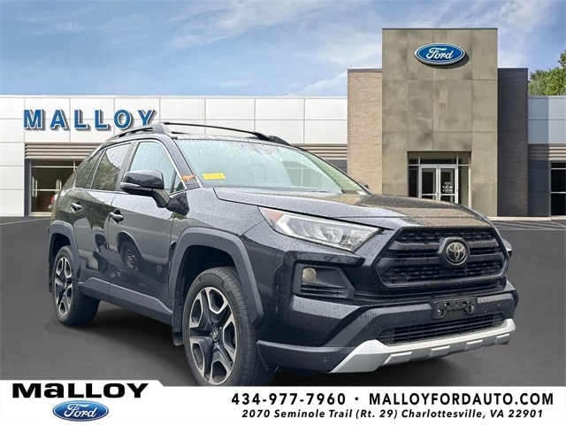 2019 Toyota RAV4 SUV  2019 Toyota RAV4 SUV