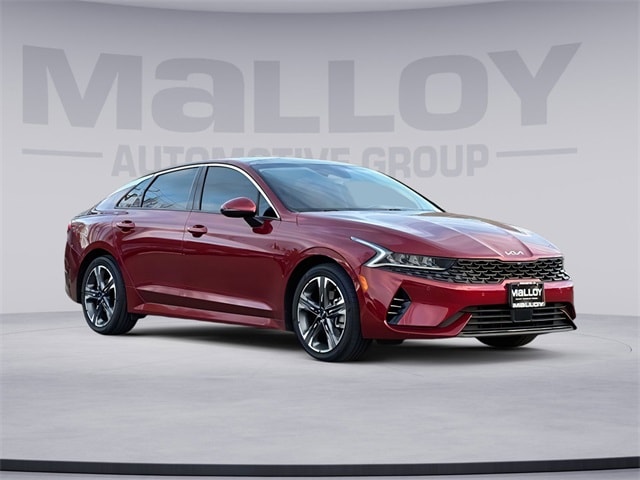 2022 Kia K5 EX's photo