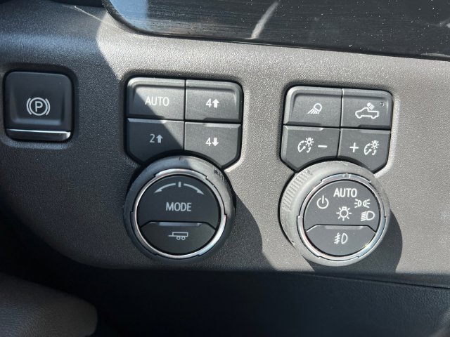 2025 Chevrolet Silverado 1500 ZR2 - Photo 24