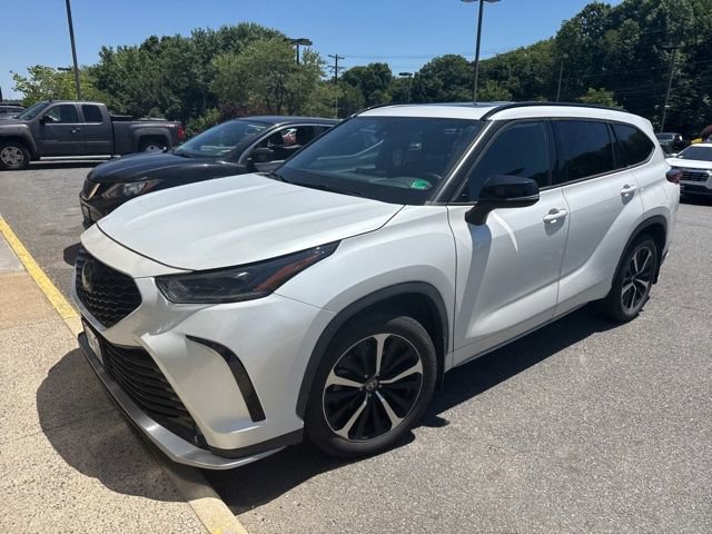 2022 Toyota Highlander XSE 4x4 V6's photo