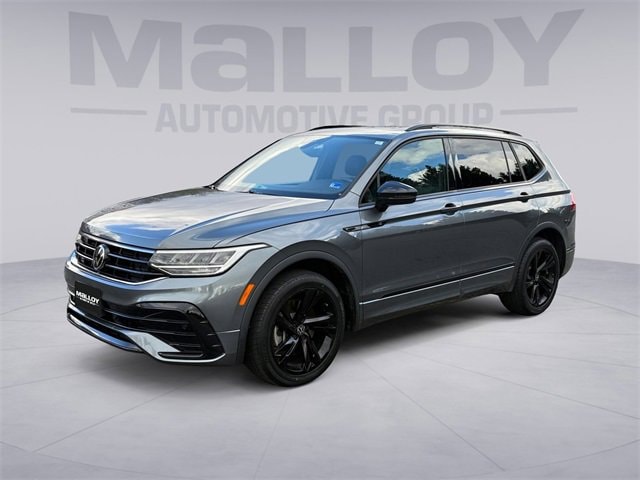 2023 Volkswagen Tiguan SE R-LINE BLACK