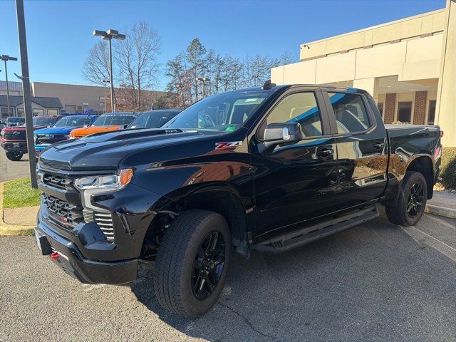 2026 Chevrolet Silverado 1500 LT Trail Boss photo 2