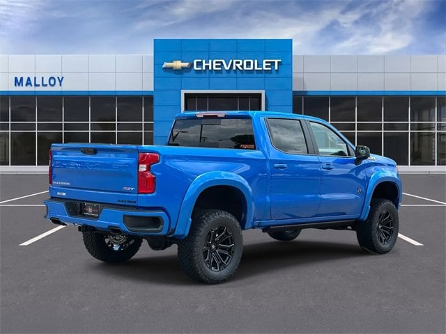2025 Chevrolet Silverado 1500 RST photo 2