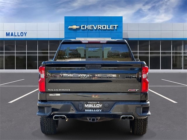 2021 Chevrolet Silverado 1500 RST photo 3