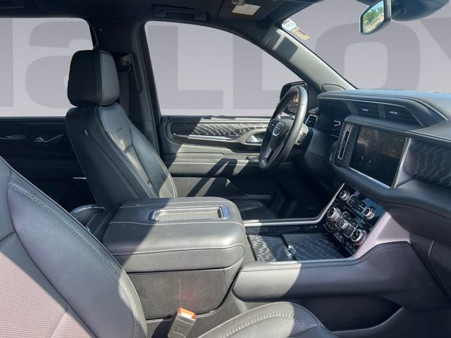 2023 GMC Yukon Denali - Photo 17