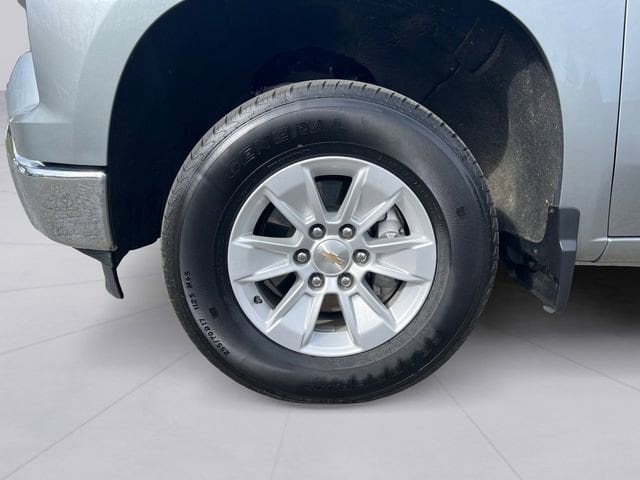 2025 Chevrolet Silverado 1500 LT - Photo 9