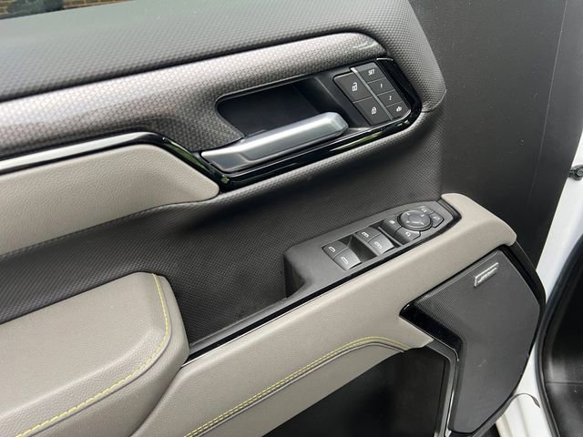 2025 Chevrolet Silverado 1500 ZR2 - Photo 11