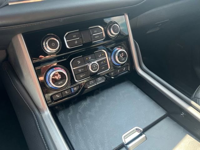 2023 GMC Yukon Denali - Photo 15