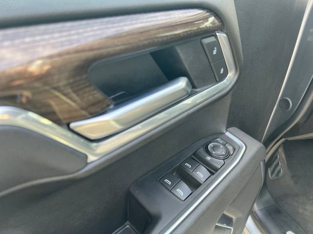 2025 Chevrolet Silverado 1500 LT - Photo 11