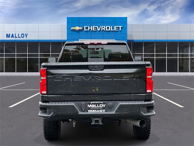 2025 Chevrolet Silverado 2500HD LT photo 3