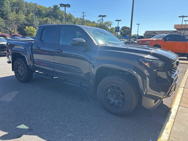 2024 Toyota Tacoma SR5 photo 4