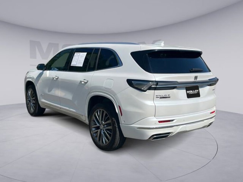 Used 2025 Buick Enclave Avenir SUV