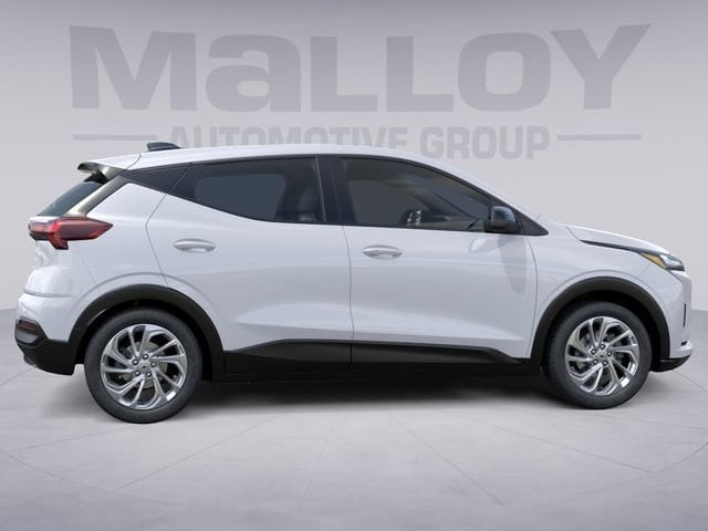 2027 Chevrolet Bolt LT - Photo 6