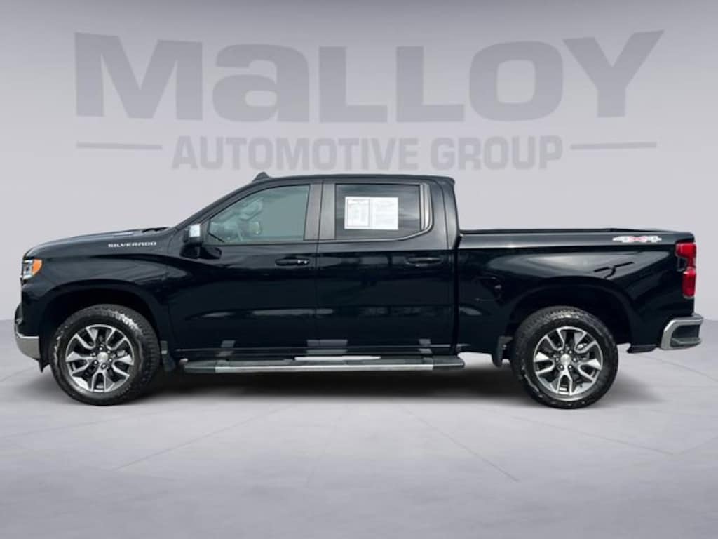 Used 2025 Chevrolet Silverado 1500 LT Truck