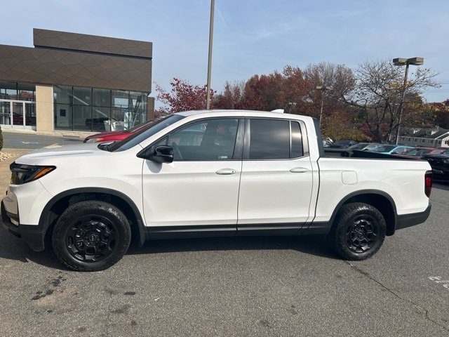 2025 Honda Ridgeline TrailSport photo 3
