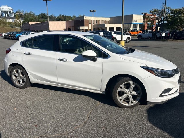 2018 Chevrolet Cruze Premier photo 4