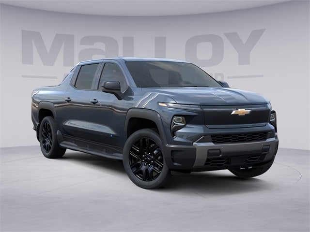 2026 Chevrolet Silverado EV LT's photo