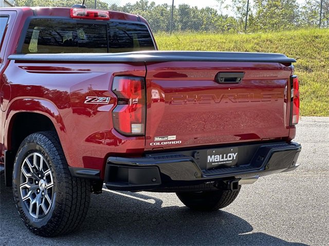 2025 Chevrolet Colorado Z71 photo 4