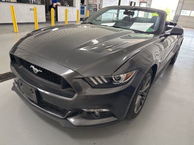 2016 Ford Mustang Convertible 