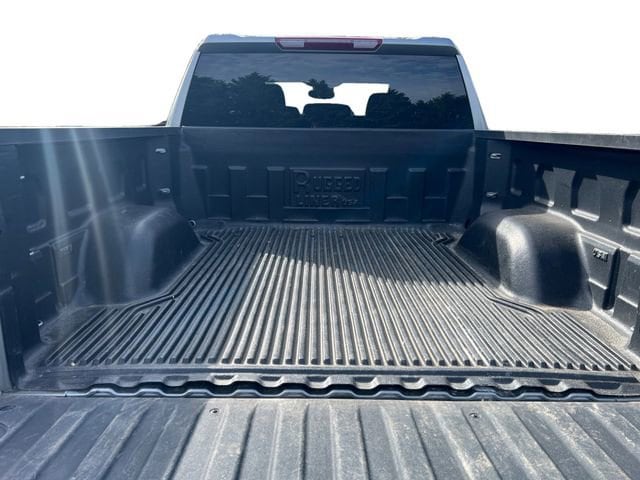 2025 Chevrolet Silverado 1500 LT - Photo 19