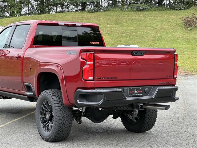 2025 Chevrolet Silverado 2500HD LTZ photo 4