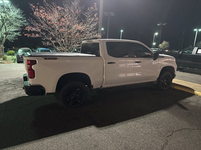 2024 Chevrolet Silverado 1500 LT Trail Boss photo 3