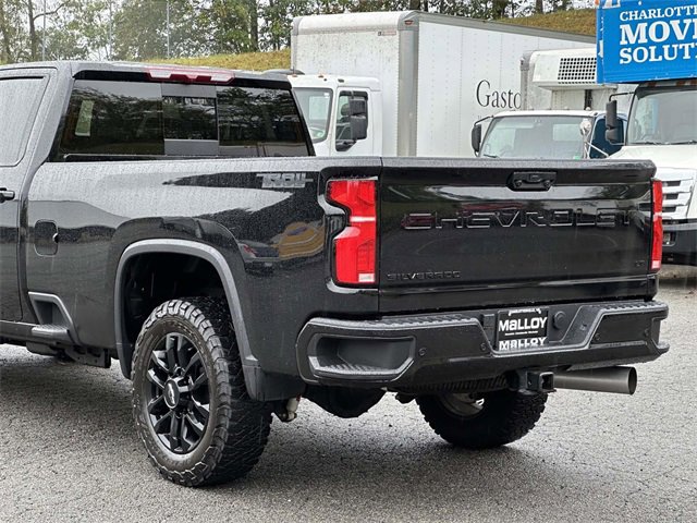 2025 Chevrolet Silverado 2500HD LT photo 4