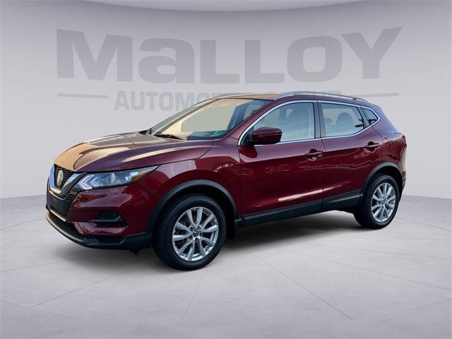 2020 Nissan Rogue Sport SV's photo