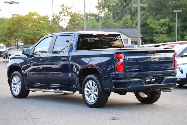 Used 2020 Chevrolet Silverado 1500 Custom with VIN 1GCPYBEH2LZ346469 for sale in Winchester, VA