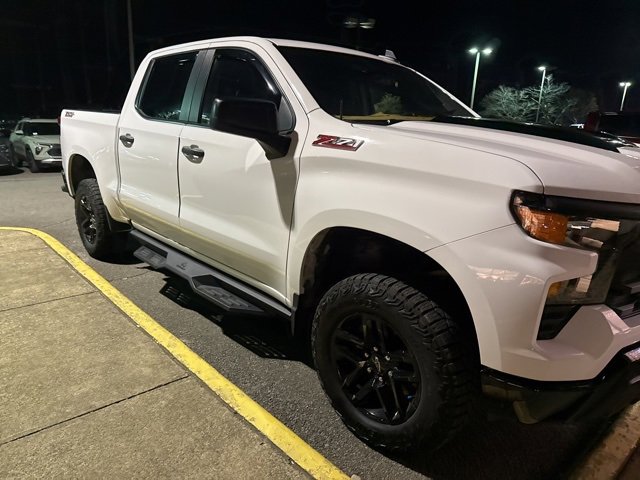 2024 Chevrolet Silverado 1500 Custom's photo