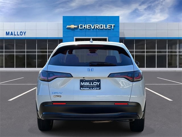 2023 Honda HR-V LX photo 3