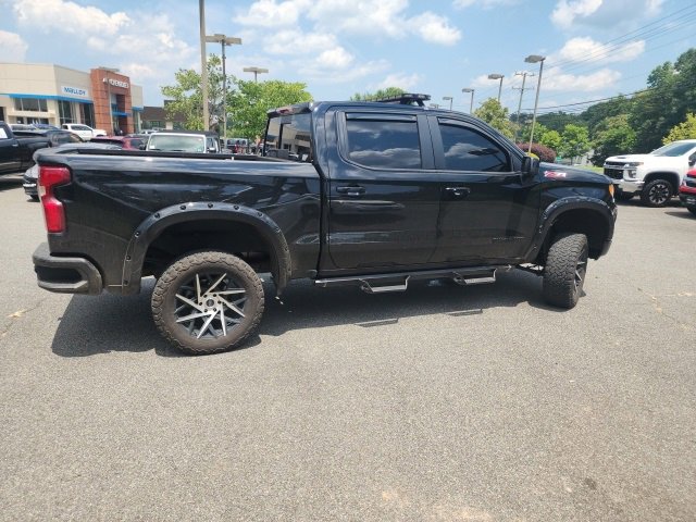 2023 Chevrolet Silverado 1500 RST photo 2