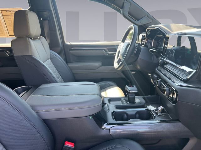 2025 Chevrolet Silverado 1500 ZR2 - Photo 17