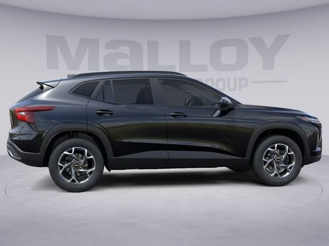 2026 Chevrolet Trax LT - Photo 6