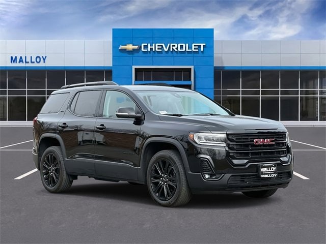 2023 GMC Acadia SLT's photo