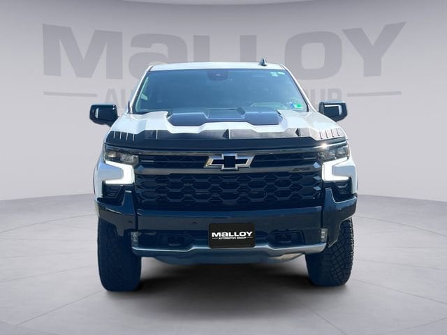 2025 Chevrolet Silverado 1500 ZR2 - Photo 8
