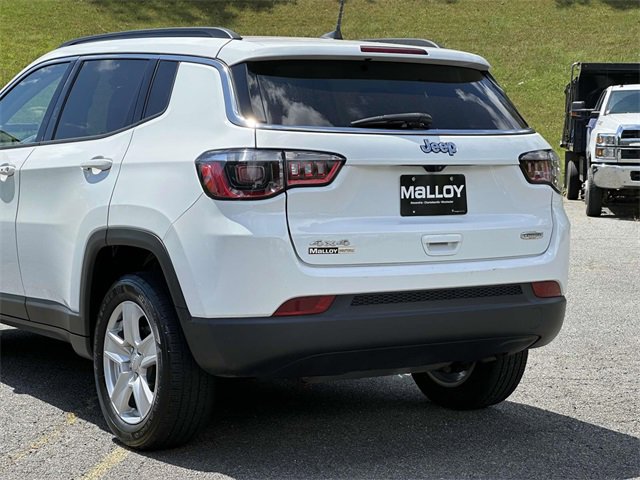 2022 Jeep Compass Latitude photo 4