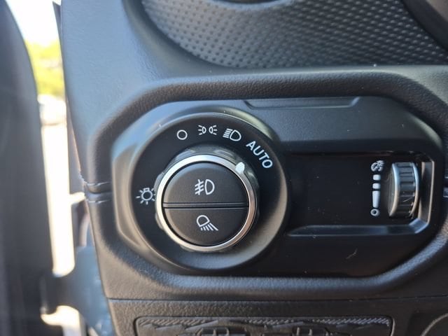 2025 Jeep Gladiator Mojave - Photo 25